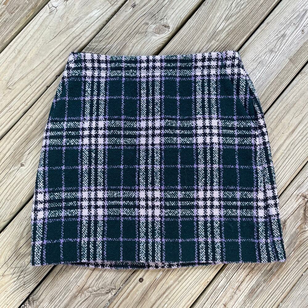 LOFT Women's Green And Purple Tweed Mini Skirt Size 6. NEW!